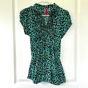 Vintage 2010’s Short Sleeve Tie back Top